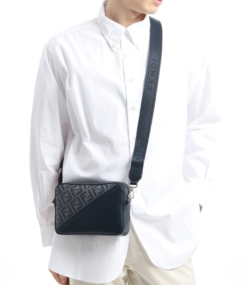 FENDI｜ (Diagonal Camera Case Bag (7M0286 ASIC F1O97)) Fendi FENDI DIAGONAL CAMERA CASE $1,033.91 USD - Biffi Boutiques