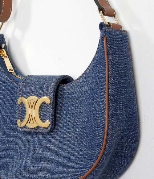 CELINE]AVA THRIOMPHE MEDIUM SHOULDER BAG IN DENIM (114492GFF