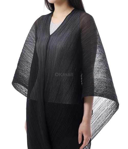 PLEATS PLEASE ISSEY MIYAKE｜ (PP56AD111-15) BASICS – ISSEY MIYAKE ONLINE STORE