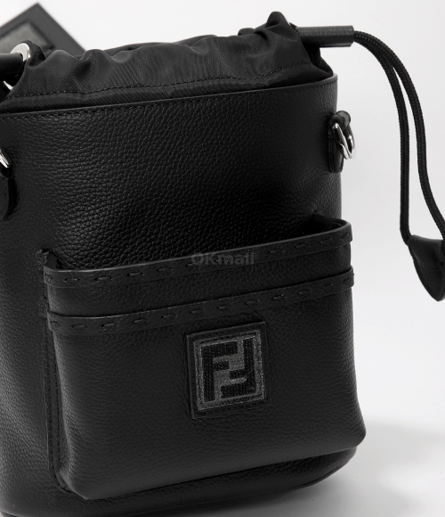 FENDI｜ (Mini Strike (7VZ086 AMAC F0GXN)) Fendi Shadow Diagonal Belt Bag Leather Black | Fendi