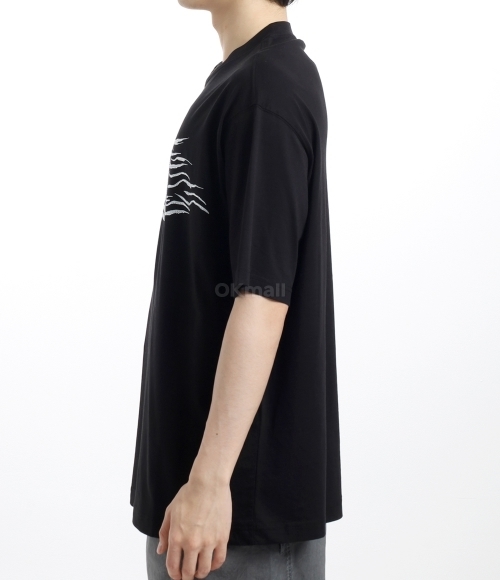 VERSACE｜ (Crystal Zebra T-Shirt (78GAH6L1J0001 899)) Crystal Zebra T-Shirt | VERSACE US