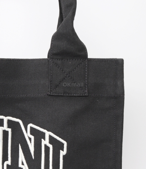 GANNI｜ (BLACK LARGE LOGO EASY TOTE (A6647 252)) GANNI-Large Easy Shopper Contrasted Logo-A6647 252 – Dope