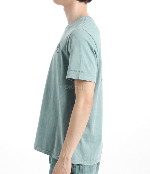MOOSE KNUCKLES｜ (OFF  T-SHIRT (M15MT770H 1587)) Off Island T-Shirt | Men | Moose Knuckles