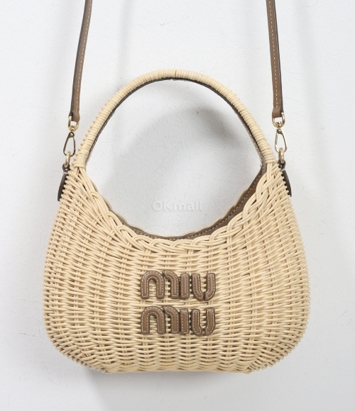 Miu Miu｜ (5BC125 ABVU F0KFZ) Peacock Blue Wander Matelassé Nappa Leather Hobo Bag | Miu Miu
