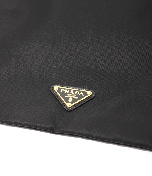 PRADA｜ (1NK001 2HG6 F0002) Black Re-Nylon pouch | PRADA