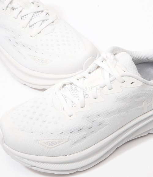 Hoka One One 호카오네오네 여성 클리프톤 9 와이드 W CLIFTON 1132211 WWH