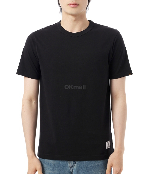 Alpha Industries｜ (ALPHA NEWS PATCH TEE (UTA55012PK 001 Alpha Industries]ALPHA NEWS PATCH TEE (UTA55012PK 001