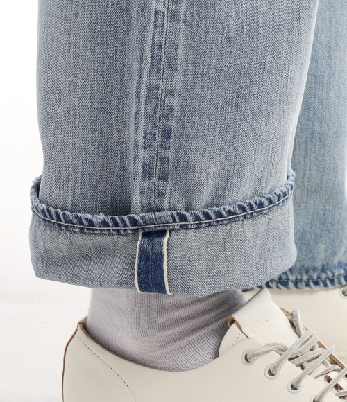 AURALEE]FADED SELVEDGE LIGHT DENIM PANTS - LIGHT INDIGO (A26SP02DE